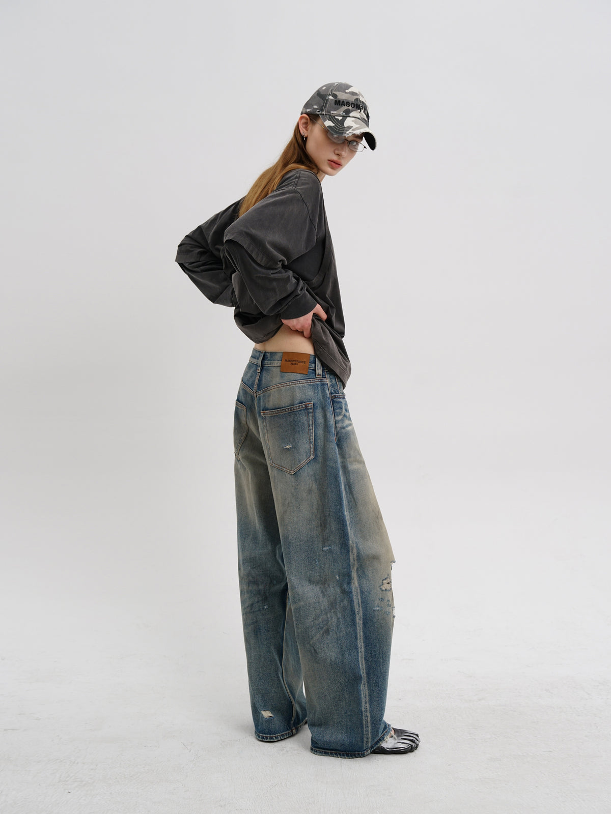 Distressed Vintage Jeans
