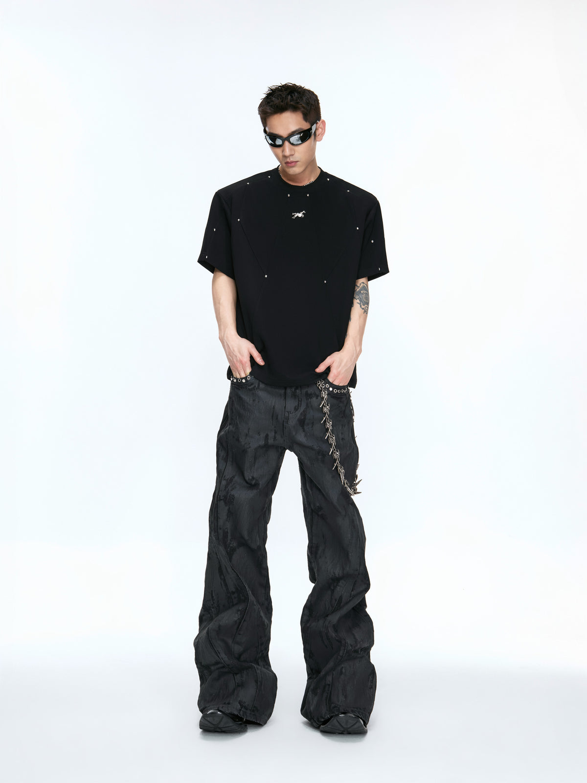 Rivet Boxy Tee by ARGUECULTURE, view 3